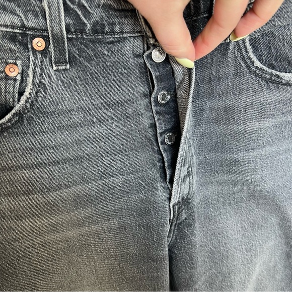 Levi’s Ribcage Straight Ankle Jeans | 28 - Picture 8 of 11